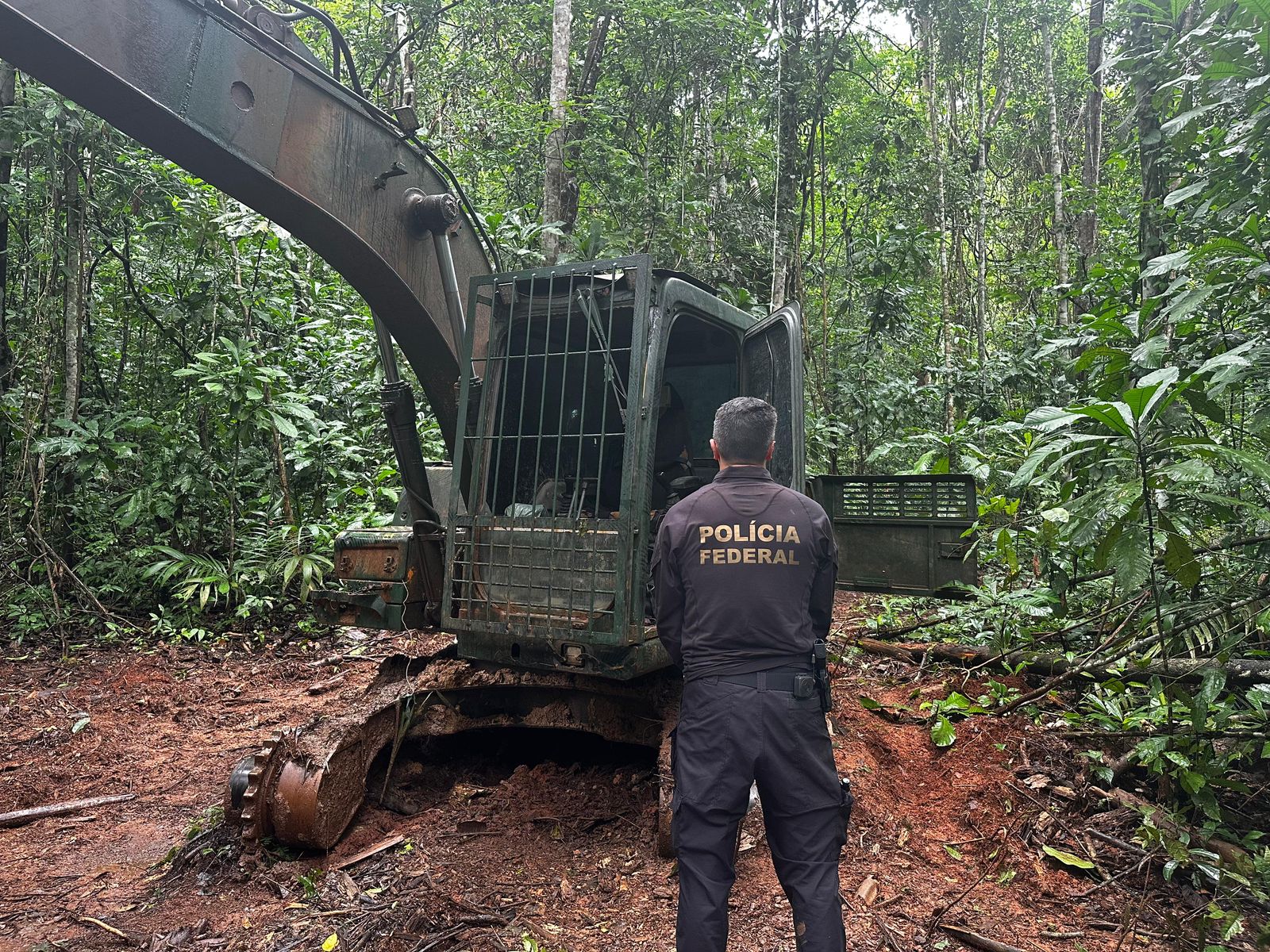 Polícia Federal combate garimpo ilegal em área indígena e no Rio Capitão Cardoso em Rondônia - News Rondônia